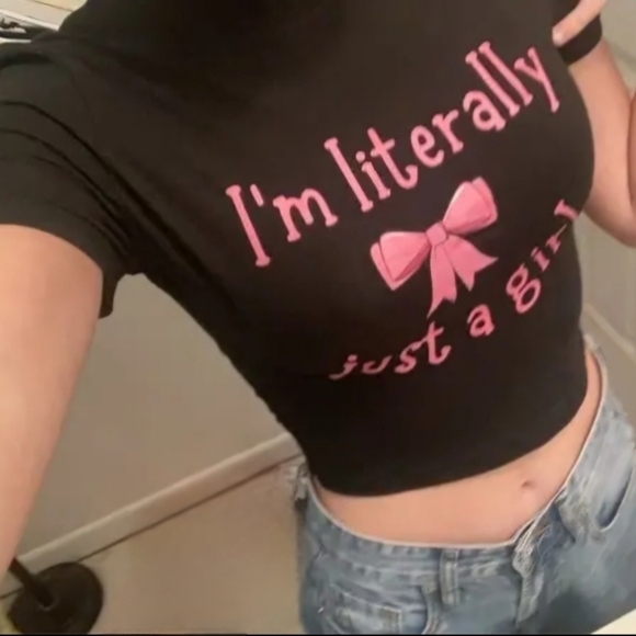 Just a girl Black and Pink Crop top Baby tee Size Large New - Picture 6 of 6